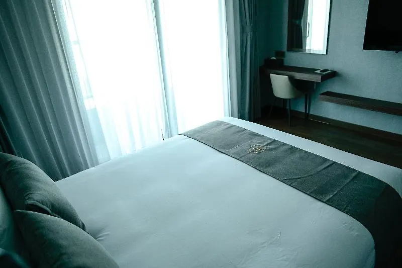 Hotel L'Art City Incheon Güney Kore